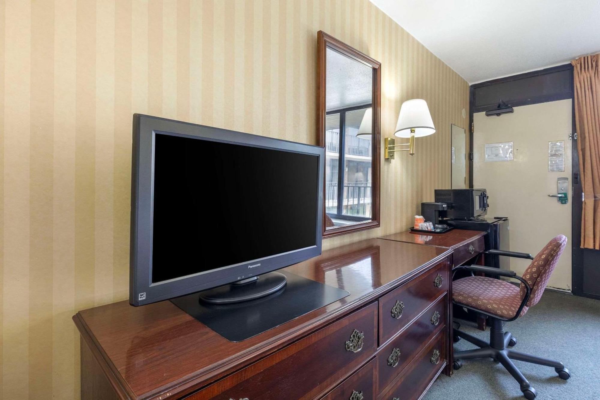 Quality Vienna - Inn 3*