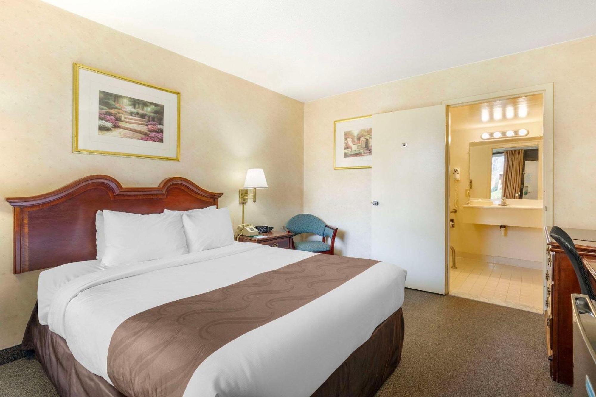 Inn Quality Vienna - Tysons Corner